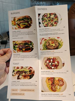 New menu at Sweet Rawmance in Paris