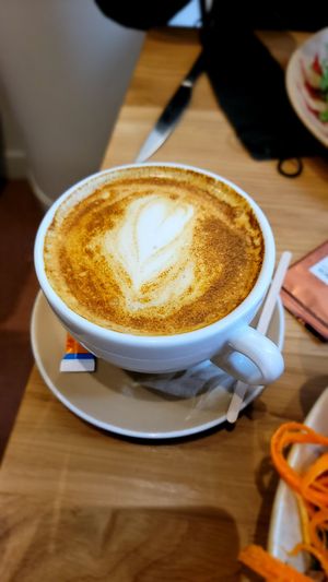 Chai latte at Sweet Rawmance in Paris