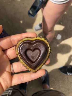   at Sweet Rawmance in Paris