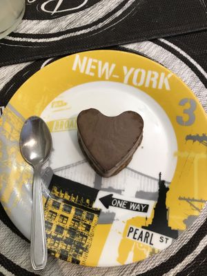 Banana chocolate raw cake at Sweet Rawmance in Paris