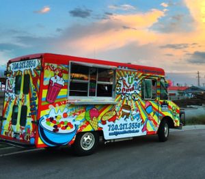 Beautiful sunset at Denver Cruisers at R U Cereal Food Truck in Denver