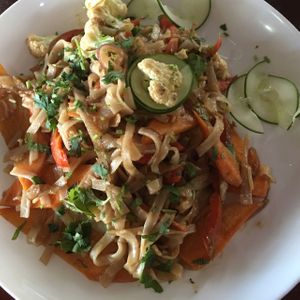 Pad Thai at Life House Organic Restaurant in La Fortuna