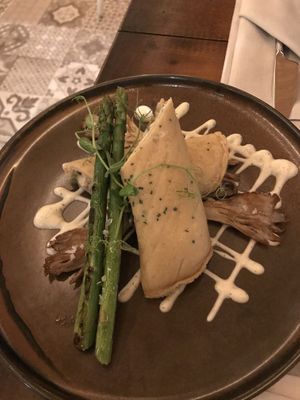 Crepe relleno at Level Veggie Bistro in Madrid