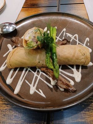 Crep de harina de garbanzo at Level Veggie Bistro in Madrid