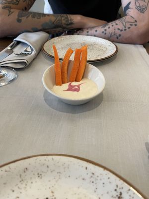 Hummus  at Level Veggie Bistro in Madrid