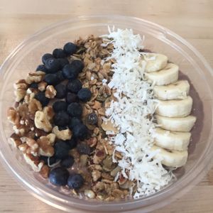 acai bowl at The Juice Place in Charlottesville