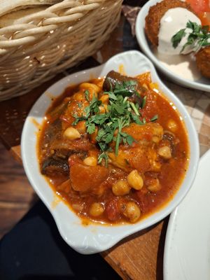 Magmour at The Cedar Tree in Dublin