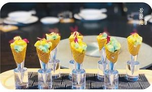 Dessert at Ruolanci Vegetarian 若蘭慈素食馆(欢乐海岸店) in Shenzhen