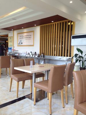 ... at Yi Mei Le Vegetarian Restaurant in Lijiang