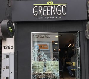 Fachada  do restaurante   at GreenGo Batel in Curitiba