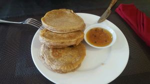 American pancakes at Capture Vietnam in Phong Nha