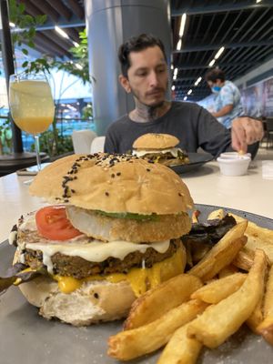 Doble chesse burger  at Vegan Inc - Miyana in Mexico City