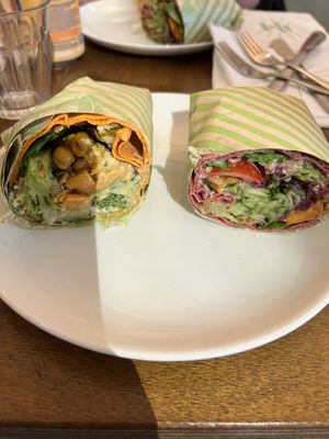 Green wrap and the kapsalon wrap  at SLA - Kerkplein in The Hague
