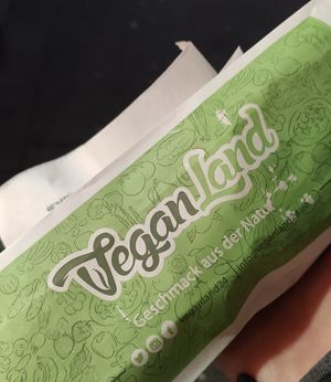 Food to go at Veganland - Nippes in Cologne