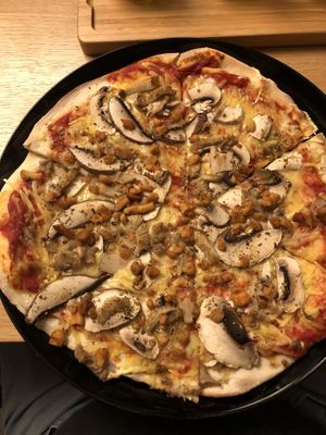 Pizza mushroom  at Cocina Verde in Krakow