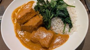 Tofu Tikka Masala at Blesius Garten in Trier