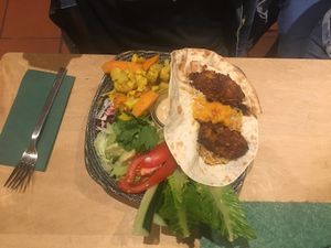 Buddha Bowl at Blesius Garten in Trier