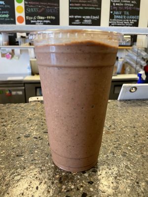 Thin mint smoothiee  at Auraganic in Chino