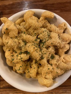Mac and cheese at Hunter's Brewing in Chesterton
