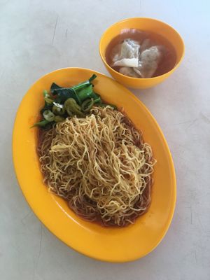 Dumpling Noodles at Shang De Vegetarian in Central Singapore
