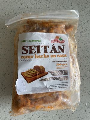 Seitan  at Naturlandia in Lima