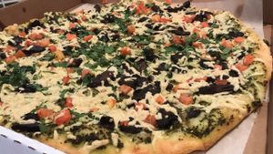 Yum at Veggie Crust in Somerville