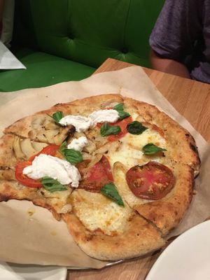 pizza  at True Food Kitchen - W Ave in Austin