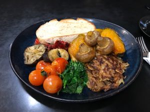 Vegan big brekkie at Metro Bakery and Cafe in Mount Gambier