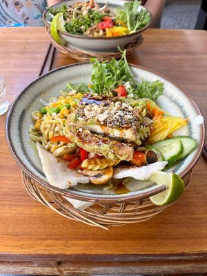 ramen noodles in curry sauce with green-crispy-tofu  at 36 Pho Co in Weimar