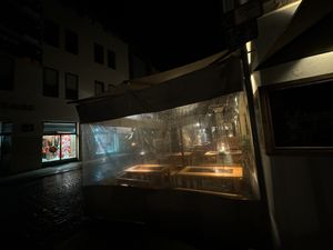 outside  at 36 Pho Co in Weimar