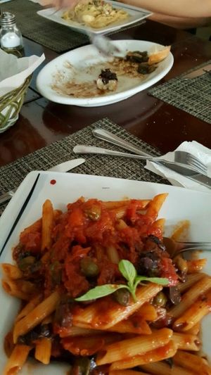 Spaghetti alla puttanesca, opção sem aliche! at Spaghetto in Ubatuba