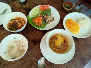 Cooking class at Bodhi Tree Cafe in Chiang Mai