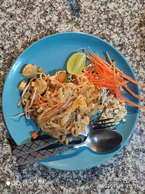 Pad Thai at Bodhi Tree Cafe in Chiang Mai