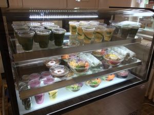 Smoothies, Bols-Repas, Sandwich, Pouding de chia at La Bette a Cath in Notre Dame Du Portage