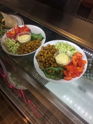 bowls at La Bette a Cath in Notre Dame Du Portage