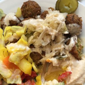 falafel platter at Falafel Yad Eliyahu in Tel Aviv