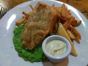 Fish + chips (tempeh) at The Angel Microbrewery in Nottingham