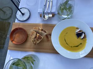 Starter: carrot soup with sourdough bread and olive oil at Mediamatic ETEN in Amsterdam