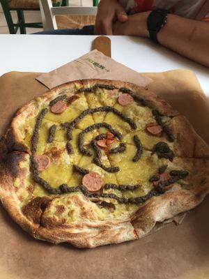 Pizza Norcina at Pizzare in Berlin