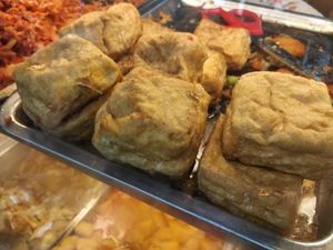 Tau kwa at Fang Lin Vegetarian in West Singapore