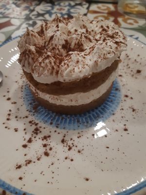 Dessert / Tiramisu at Distrito Vegano in Madrid