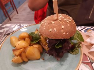 Main / Mexican burger at Distrito Vegano in Madrid