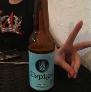 cerveza artesanal sin gluten at Distrito Vegano in Madrid