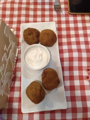 The best croquets at Distrito Vegano in Madrid