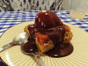 brownie at Distrito Vegano in Madrid