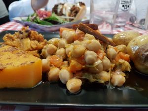 Wednesday cocido at Distrito Vegano in Madrid