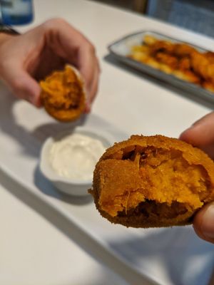 croquettes at Distrito Vegano in Madrid