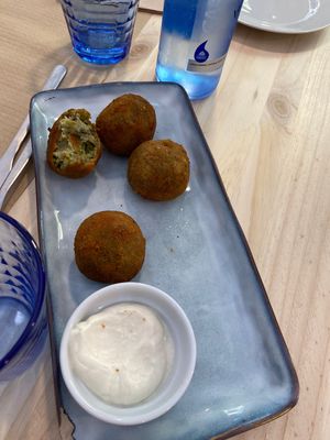 Croquetas de la abuela at Distrito Vegano in Madrid