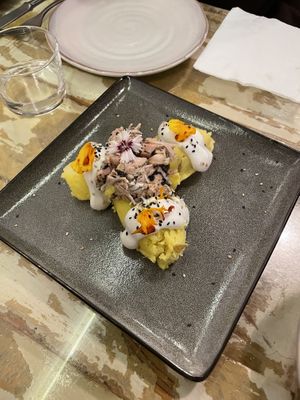 Mashed potatoes, jackfruit and veganaise at La Encomienda in Madrid