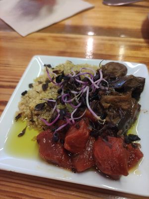 Tapapies asiatica, nos decepcionó, nada que ver con la foto at La Encomienda in Madrid